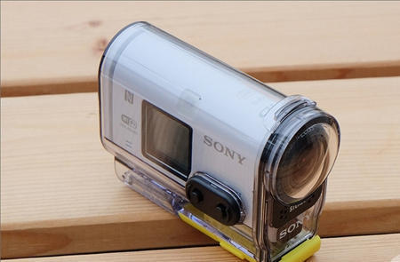 Sony 索尼 HDRAS100V W 佩戴式高清数码摄像机 $149 99