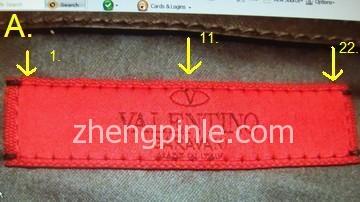 Valentino皮包内红色标签