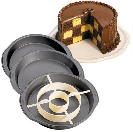 国际第一烘焙品牌 精致棋格蛋糕模具 彼洋厨具专场 厨具专区享85折 码：BM85