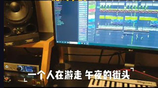 抖音一个人在游走歌曲介绍